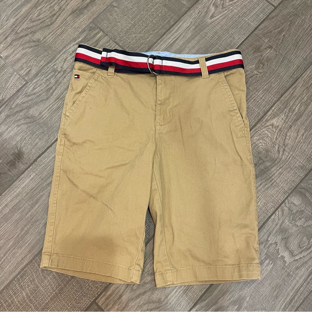 Tommy Hilfiger Woven Belted Chino Shorts, Classic Khaki
